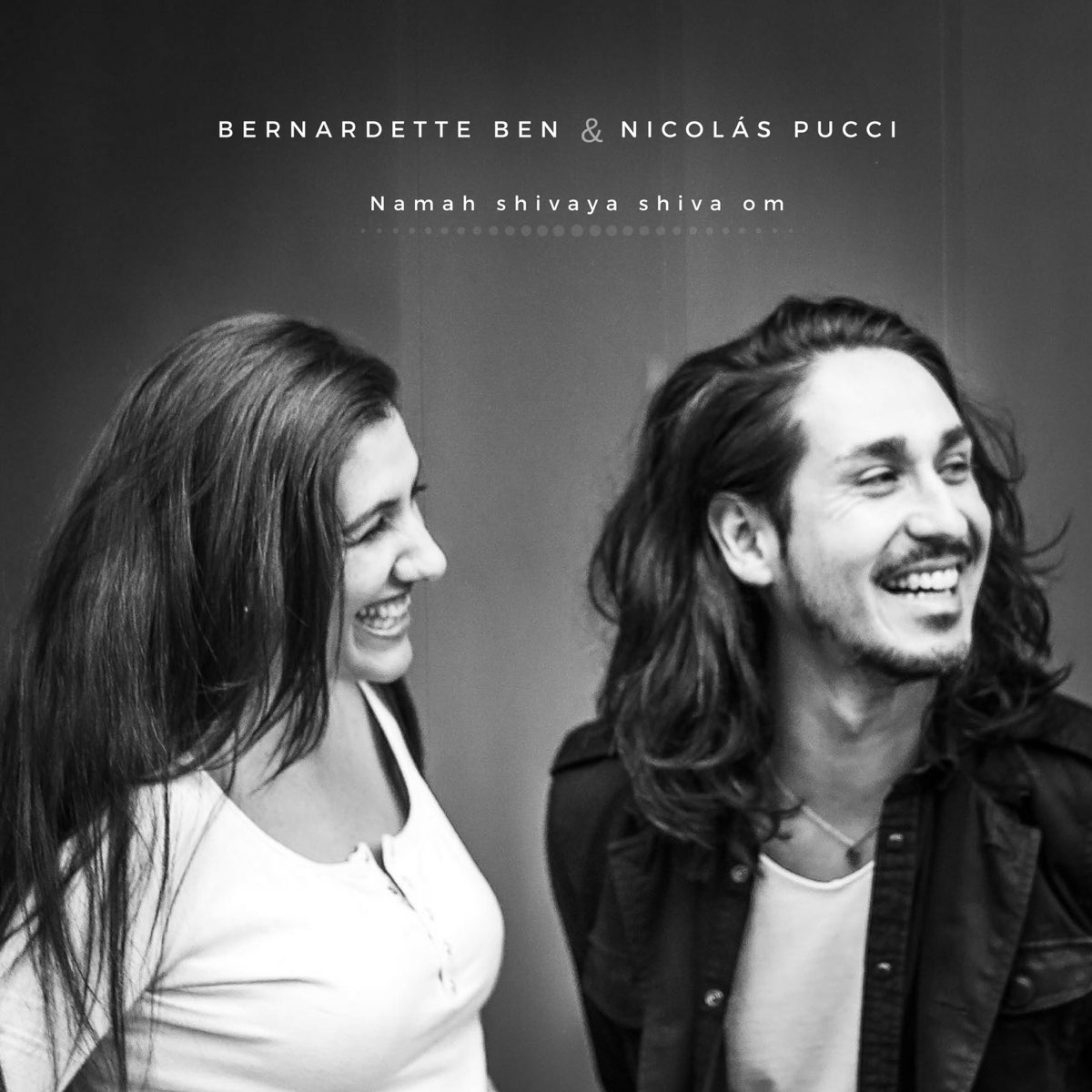 Namah Shivaya Shiva Om Single de Nicolás Pucci Bernardette Ben en