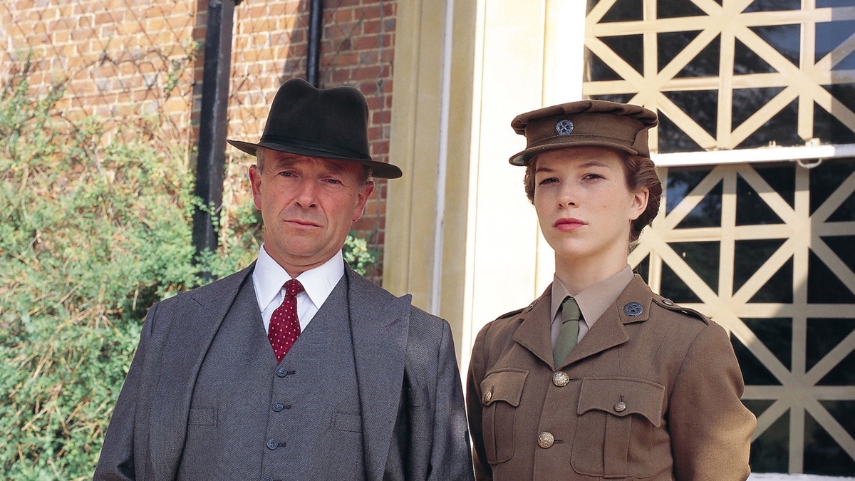 The German Woman - Foyle's War | Apple TV