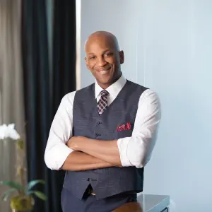 Donnie McClurkin