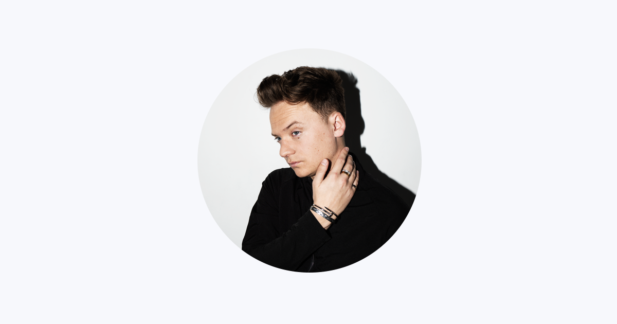 Someone you loved conor maynard. Конор Мейнард. Hate how much i Love you Conor Maynard. Alesso _ Conor Maynard - Remedy. Конор Мейнард альбомы.