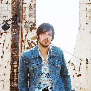 Charlie Worsham