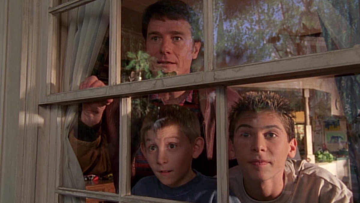 New Neighbors - Malcolm in the Middle (Season 2, Episode 13) - Apple TV