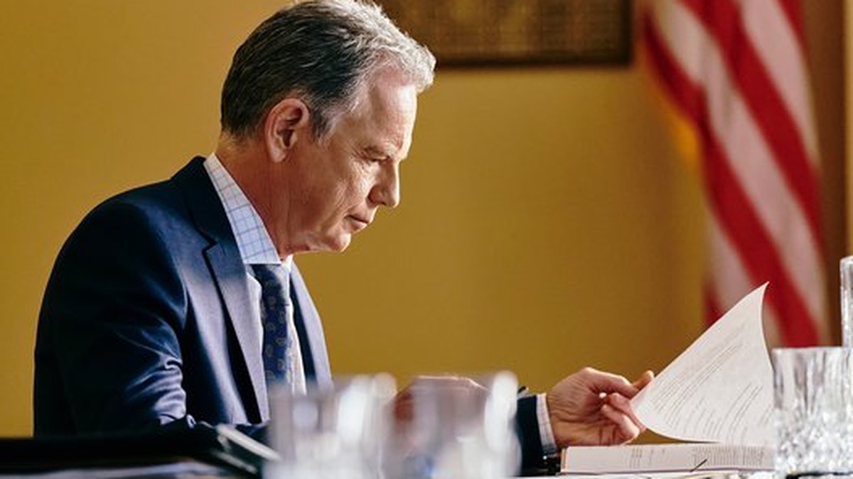 In for a Penny The Resident (Series 5, Episode 15) Apple TV (OM)