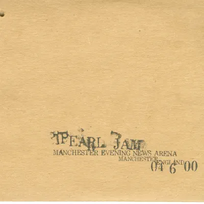 Manchester, UK 4-June-2000 - Pearl Jam