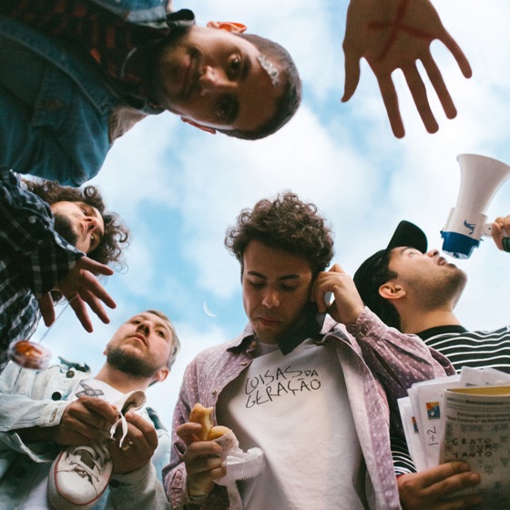 Cover artwork for Andar Sozinho (feat. Jão)