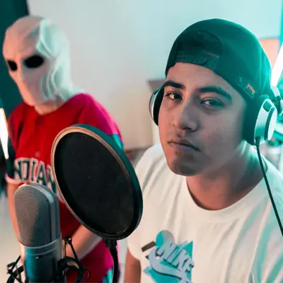 Off - Single - Dominic