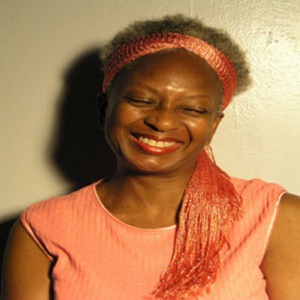 Listen.: Cristiane Bouger