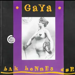 Bak hennes dør - Gaya Bak hennes dør - Gaya