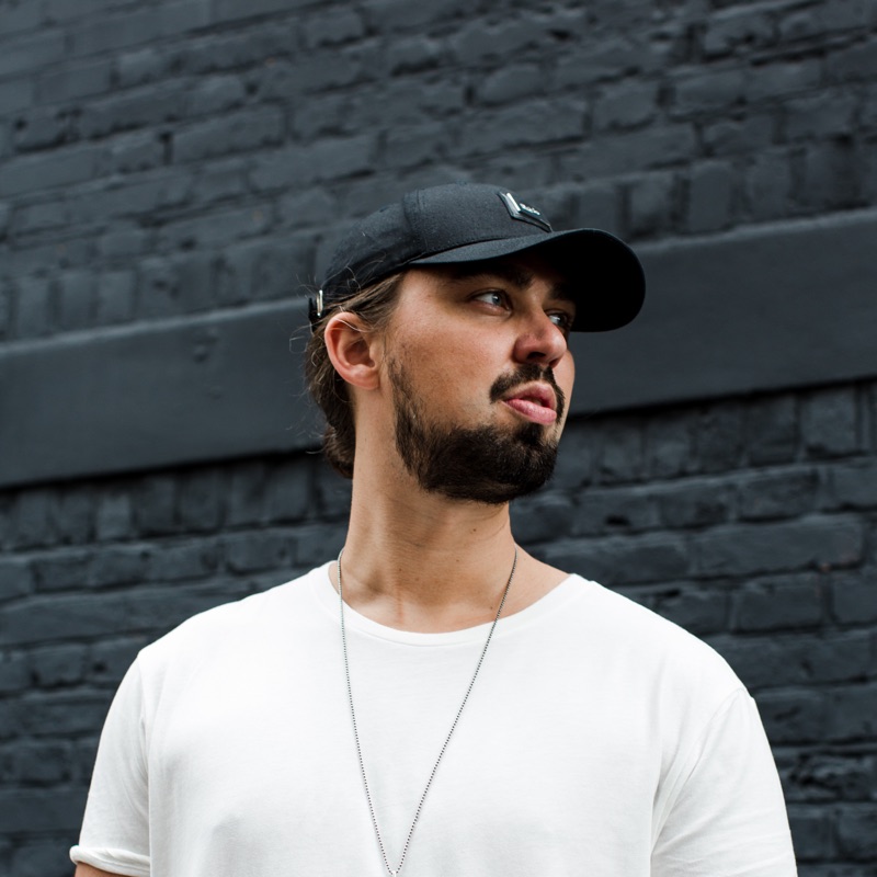 Sonny Fodera Biscits Insane Extended Mix