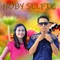 Hoby Selfie - HARDY & ERNY lyrics