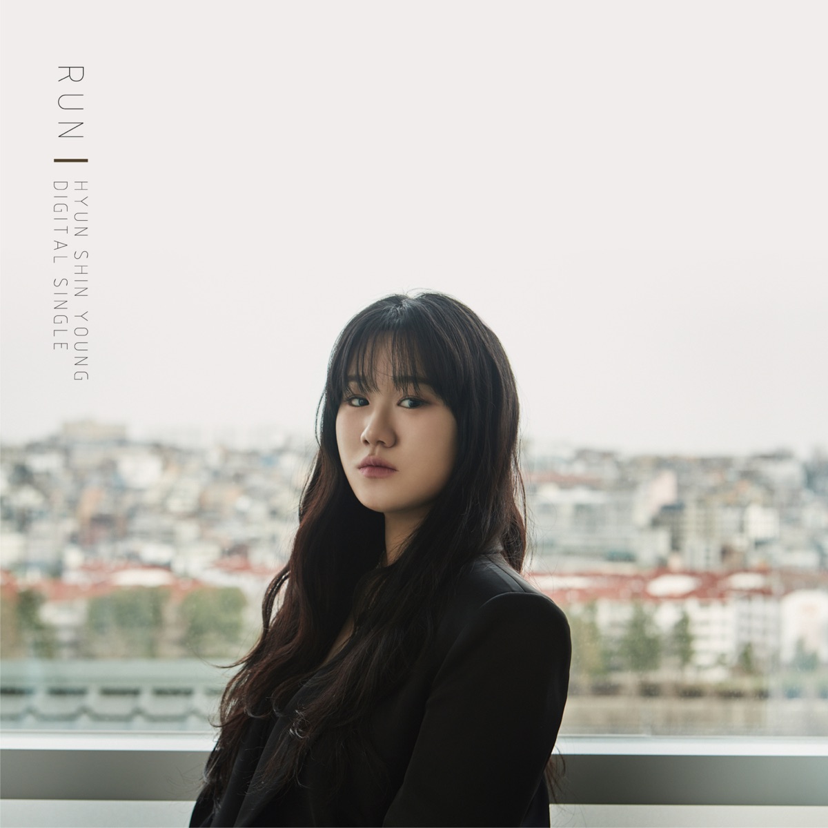 Hyun Shin Young – RUN – Single