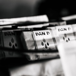 Dan D - Boli me k