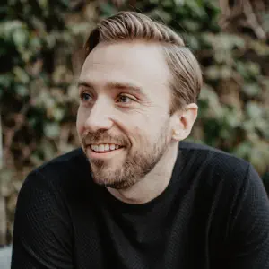 Peter Hollens