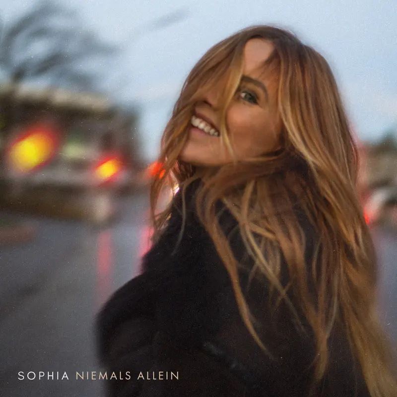 SOPHIA - NIEMALS ALLEIN (2023) [iTunes Plus AAC M4A]-新房子