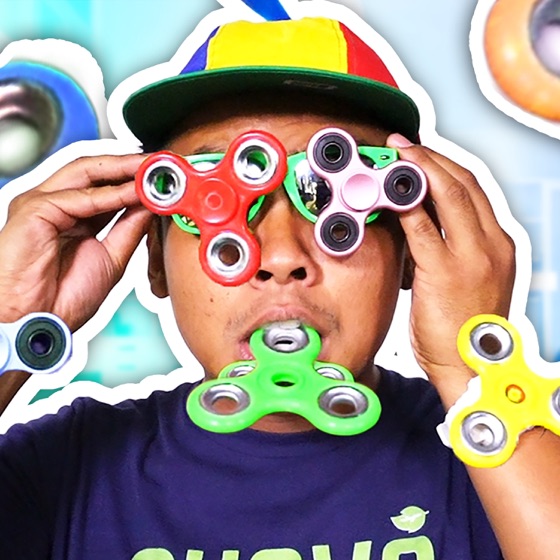 Cover artwork for I Love Fidget Spinners