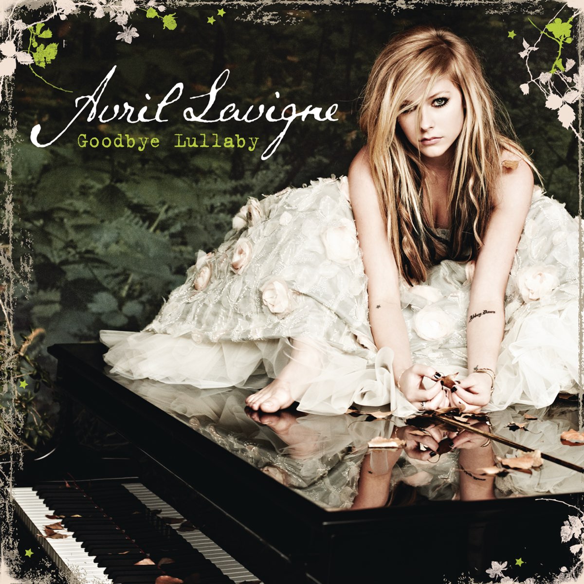 avril lavigne dress goodbye lullaby