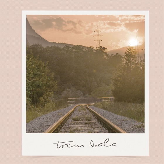 Cover artwork for Trem Bala (feat. Luan Santana)
