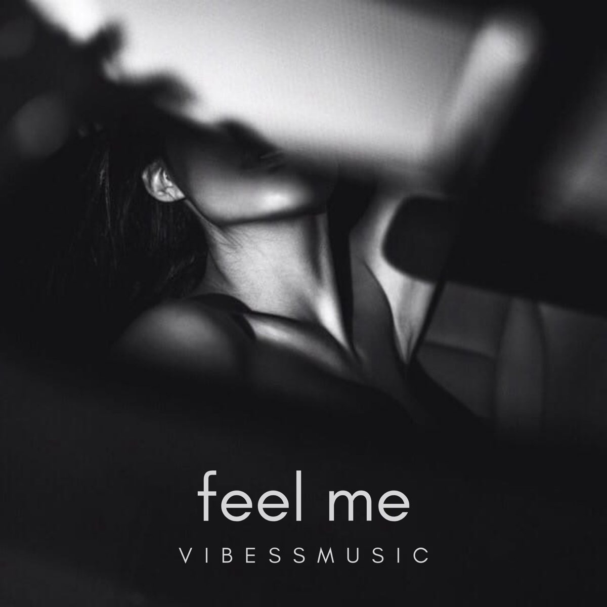 Fell me. Vibessmusic. I feel. Vibessmusic lv. Vibessmusic y i.