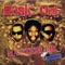 Club Gaat Stuk (feat. Pugistix & Chris Strick) - Basic One lyrics