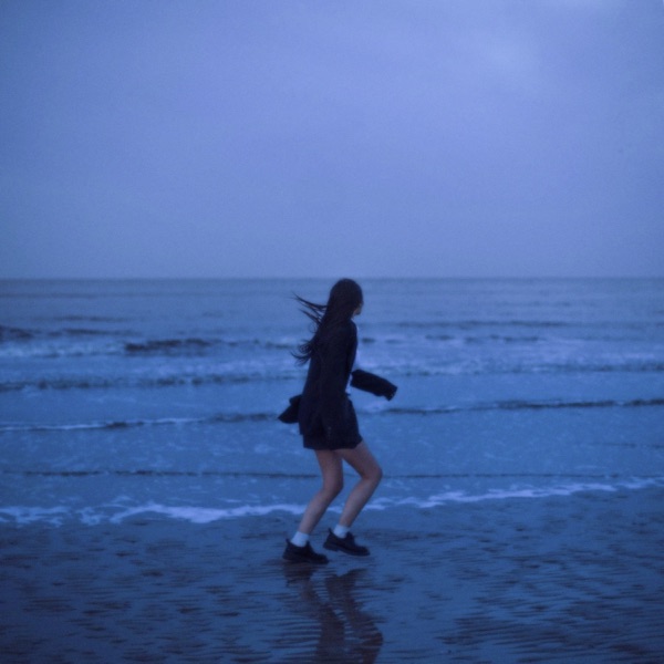 OoOo – Fantasy – Single