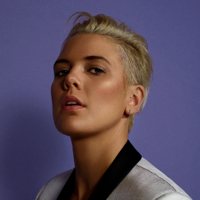 Language-Betty Who