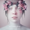 Victoria+Jean - Holly