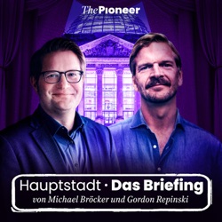 Podcast Warm-up mit Karina Mößbauer und Jörg Thadeusz