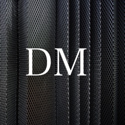 DM 