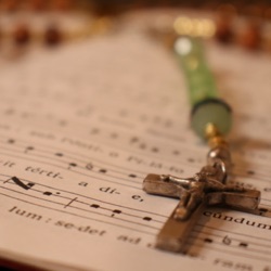 💙 Evening Prayer (Fr. Lasance) + Rosary in Latin (Joyful Mysteries) 💙