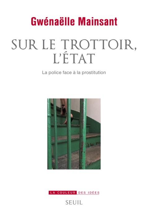 Sur le trottoir, l'État