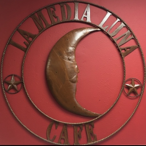 La Media Luna Cafe