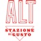 ALT è un locale su strada accogliente e informale dove fermarsi per una pausa durante un viaggio, per trascorrere del tempo piacevole in compagnia e pranzare, cenare, fare merenda o colazione, e acquistare buon cibo da portare via