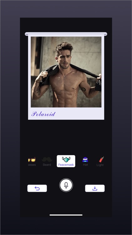 Polaroid-Character Photos