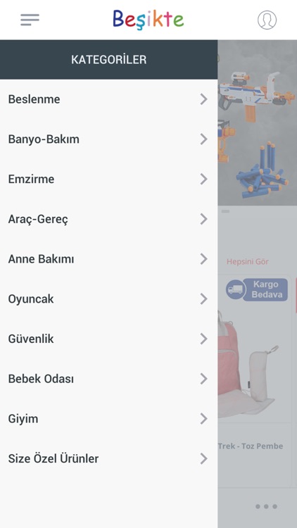 Beşikte anne ve bebek