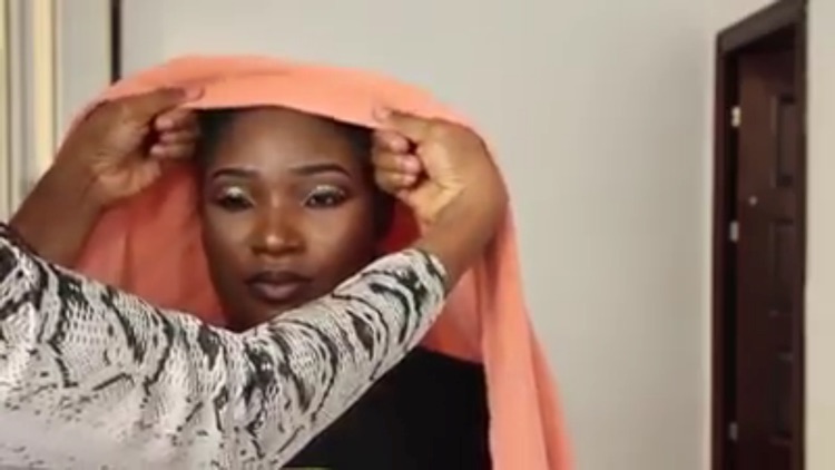 How To Tie Gele (Head Tie)