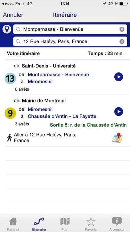 Paris ci la Sortie du Métro