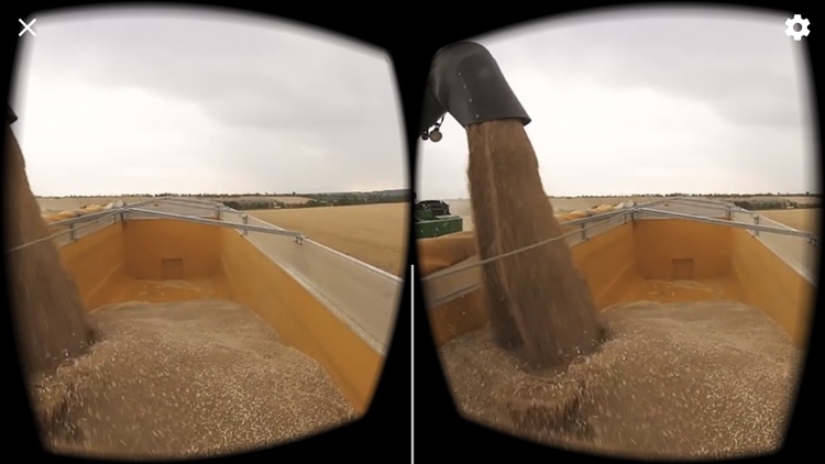 John Deere 360 - S700 Combine