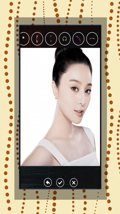 Girls Piercing-Virtual Pierced Designs Photo Booth screenshot 2