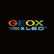 Geox XLED: la scarpa che trasforma le tue emozioni in messaggi luminosi