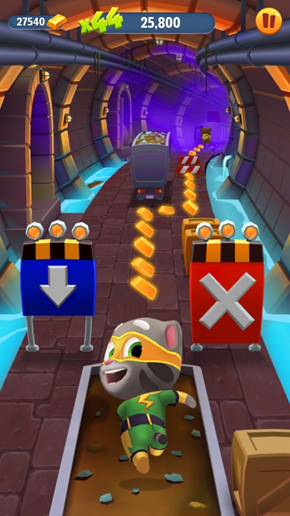 Talking Tom Gold Run screenshot-4