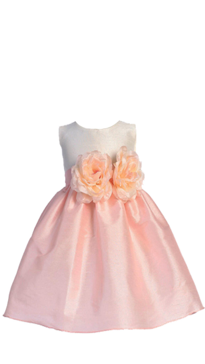 Bé gái ph hợp với máy ảnh