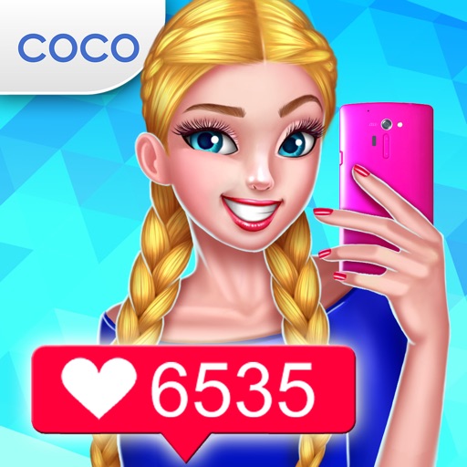Selfie Queen - Social Media Star