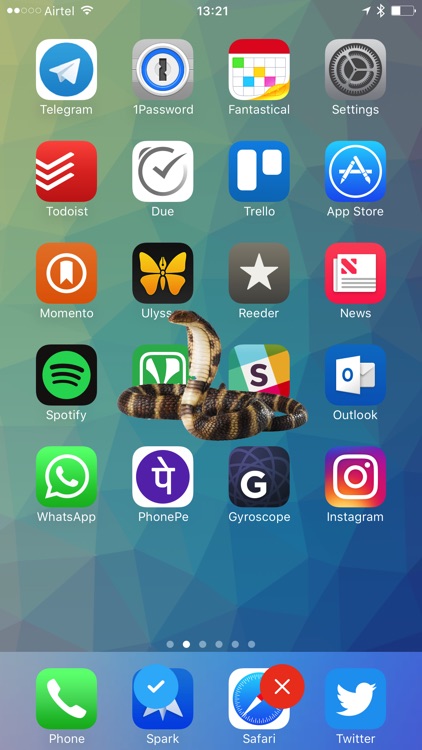 Snake on Screen Prank screenshot-3