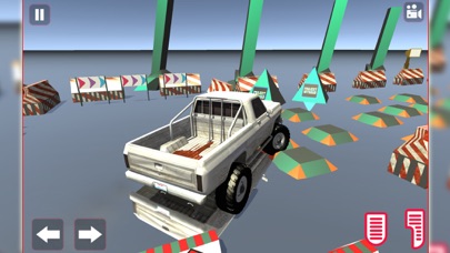 Jeep Driving On Ramp Tracks screenshot 3