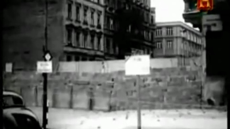 The Berlin Wall Revealed screenshot-4