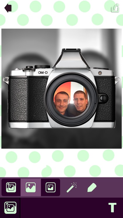 PIP & Text on Photo Booth – Picture in Picture Editor with Blender Camera Effects