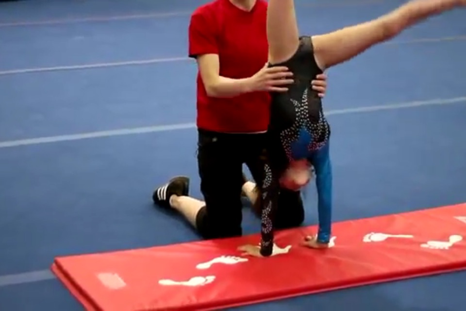 Gymnastics For Beginners screenshot 4