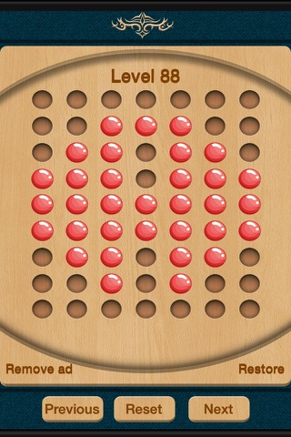 Peg Solitaire - Checker Board screenshot 4