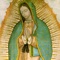 Se dice que en México, hacia el año de 1531, cuando el indígena Juan Diego caminaba por el cerro Tepeyac, de pronto escucho una voz que lo llamaba, acudió de inmediato al lugar en donde provenía y quedo maravillado al encontrar la imagen radiante de una mujer, era la mismísima madre de Dios, vestida de fulgurantes rayos de sol, aquella prodigiosa aparición le hablo lo siguiente: “Sabe Juan Diego que yo soy la siempre Virgen Santa María, Madre del verdadero Dios por quien se vive