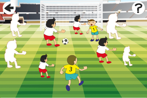 A Sort By Size Game for Children: Learn and Play with Soccer screenshot 2
